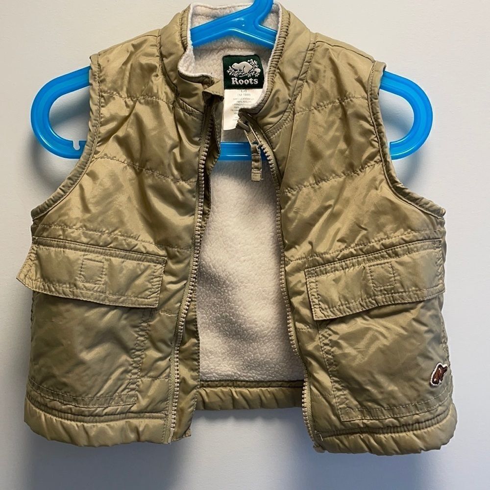 Roots Size 12-18 Months Tan Vest